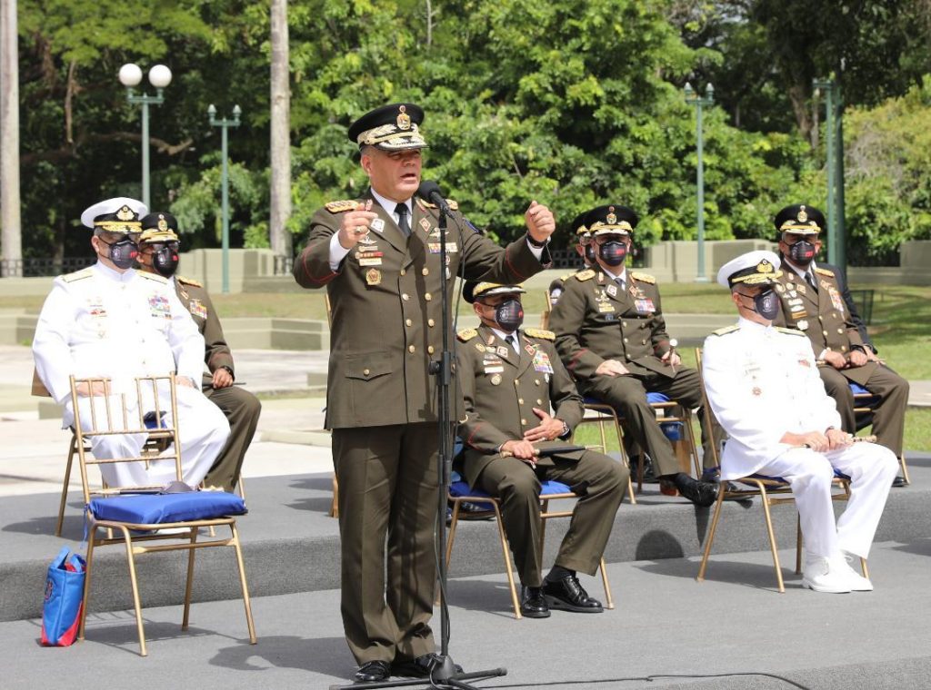 Padrino advierte con respuesta militar ante acciones del Comando Sur