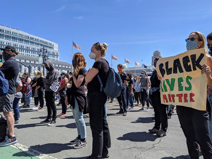Más de 50 antidisturbios de EEUU renuncian tras caso de brutalidad policial