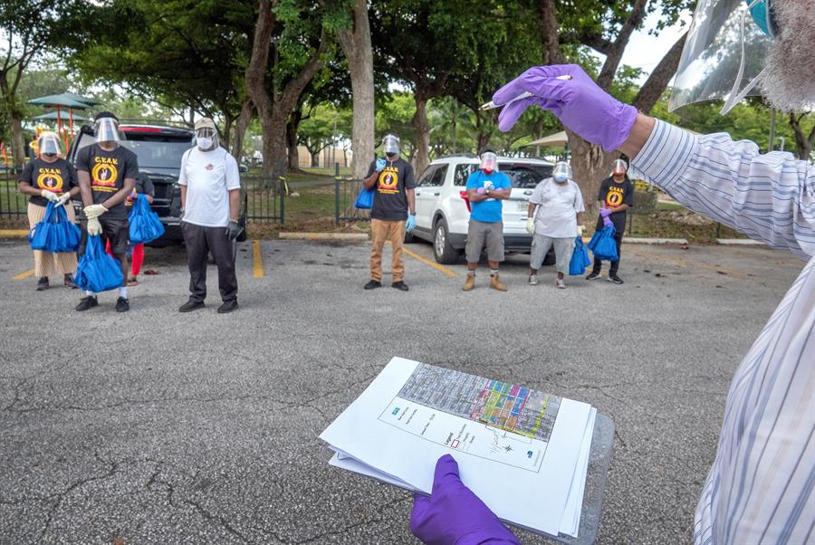 Orlando estrena Centro de Pruebas Móvil COVID-19