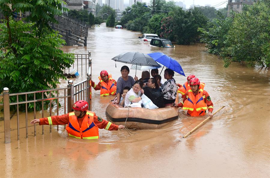 Decenas de muertos en Japón y China debido a las lluvias