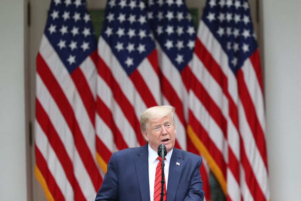 Trump anuncia sanciones contra China