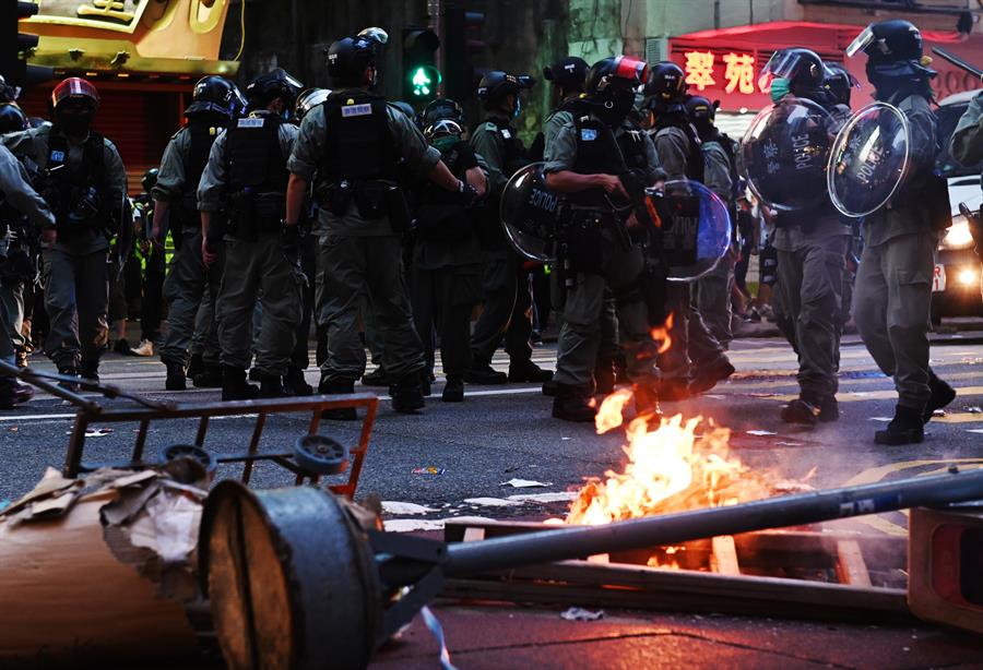 Ley de seguridad en Hong Kong se estrena con protestas y arrestos