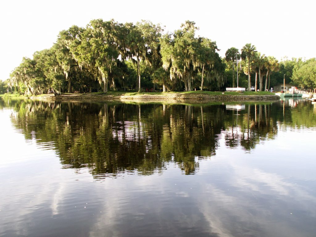 ¿Qué lugares visitar en Florida Central este verano?