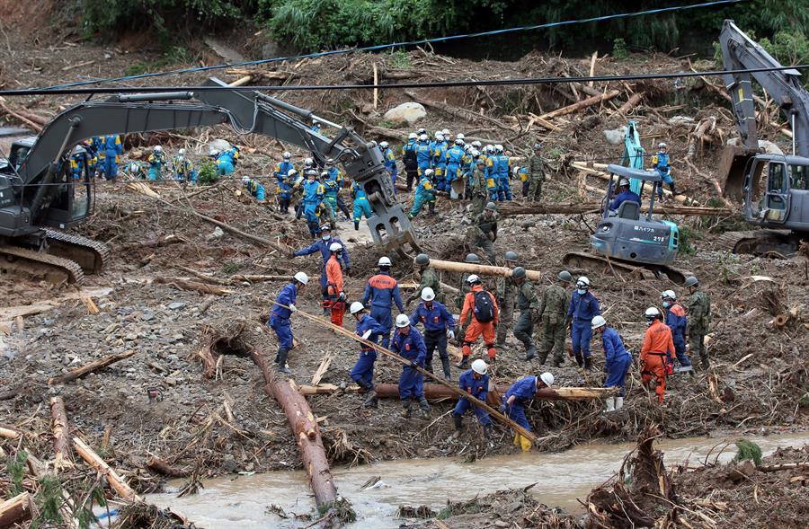 Alerta máxima al sudoeste de Japón y 45 muertos por torrenciales lluvias