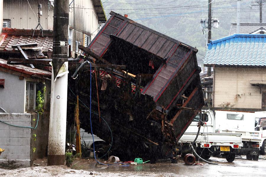 Alerta máxima al sudoeste de Japón y 45 muertos por torrenciales lluvias