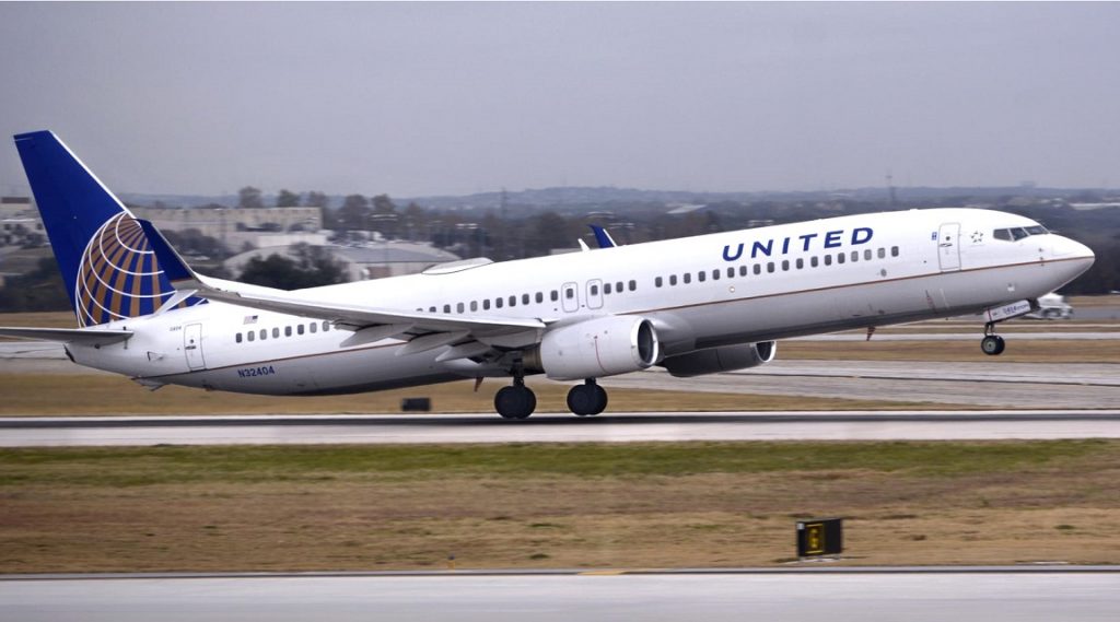 United Airlines multiplicará sus vuelos ante repunte de la demanda