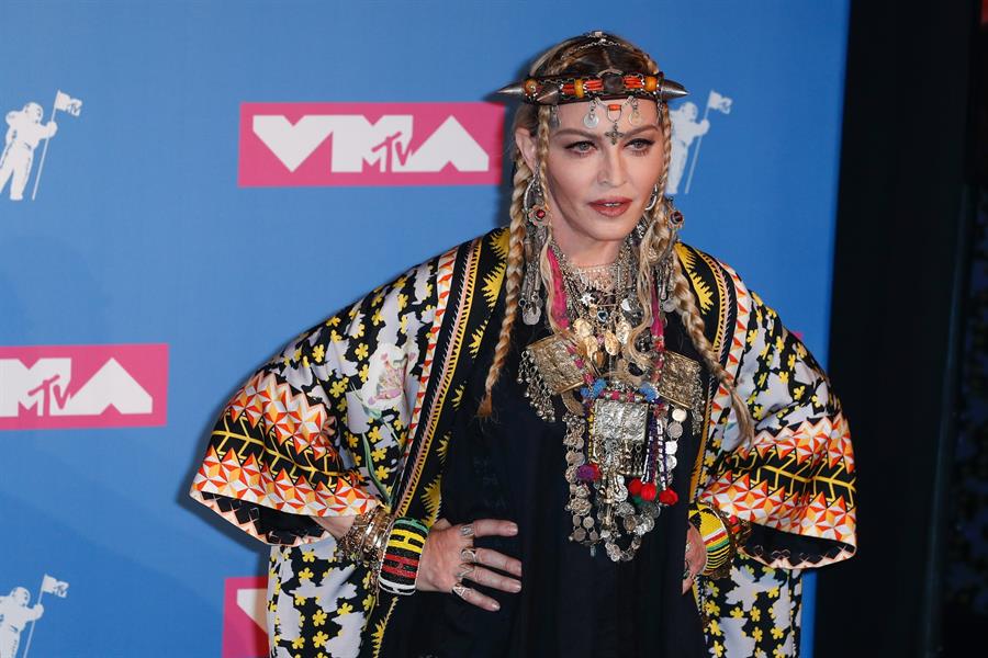 Instagram eliminó un vídeo de Madonna ¿quieres saber por qué?