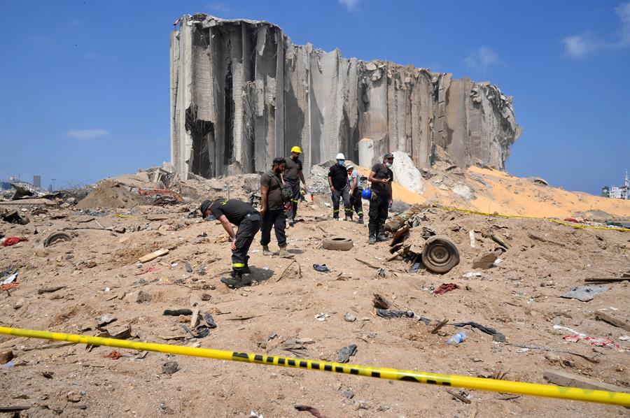 Más de 150 muertos y 120 heridos graves tras explosión en Beirut