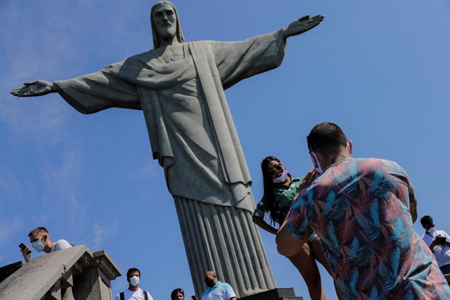 El emblemático Cristo Redentor reabre sus puertas en Río tras cinco meses