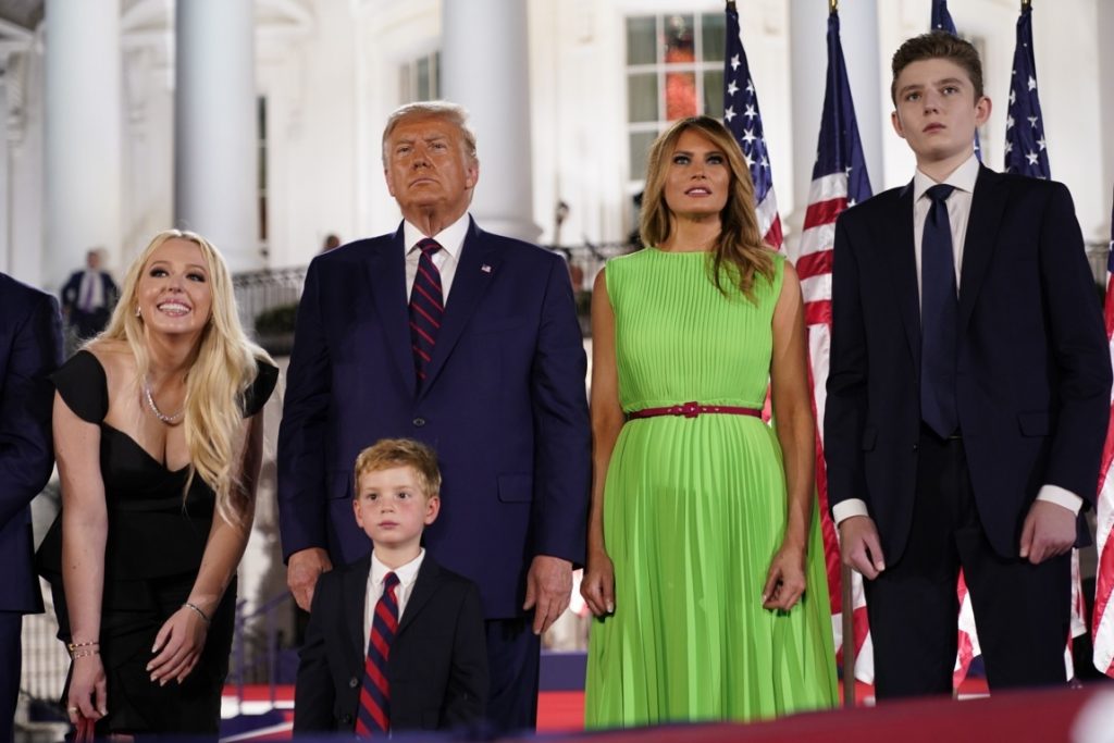 Trump usó la canción Hallelujah sin autorización