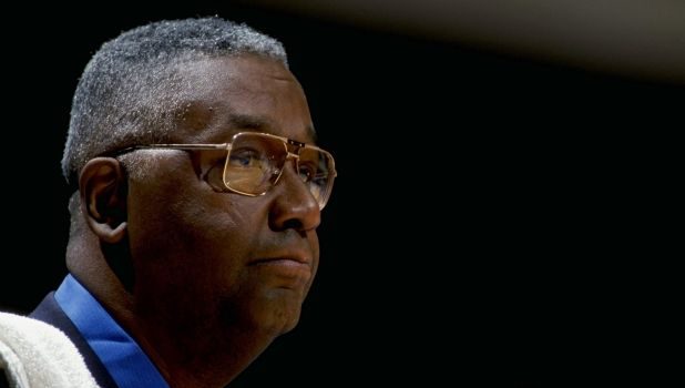 Otra leyenda nos deja: murió el exentrenador de la NCAA, John Thompson