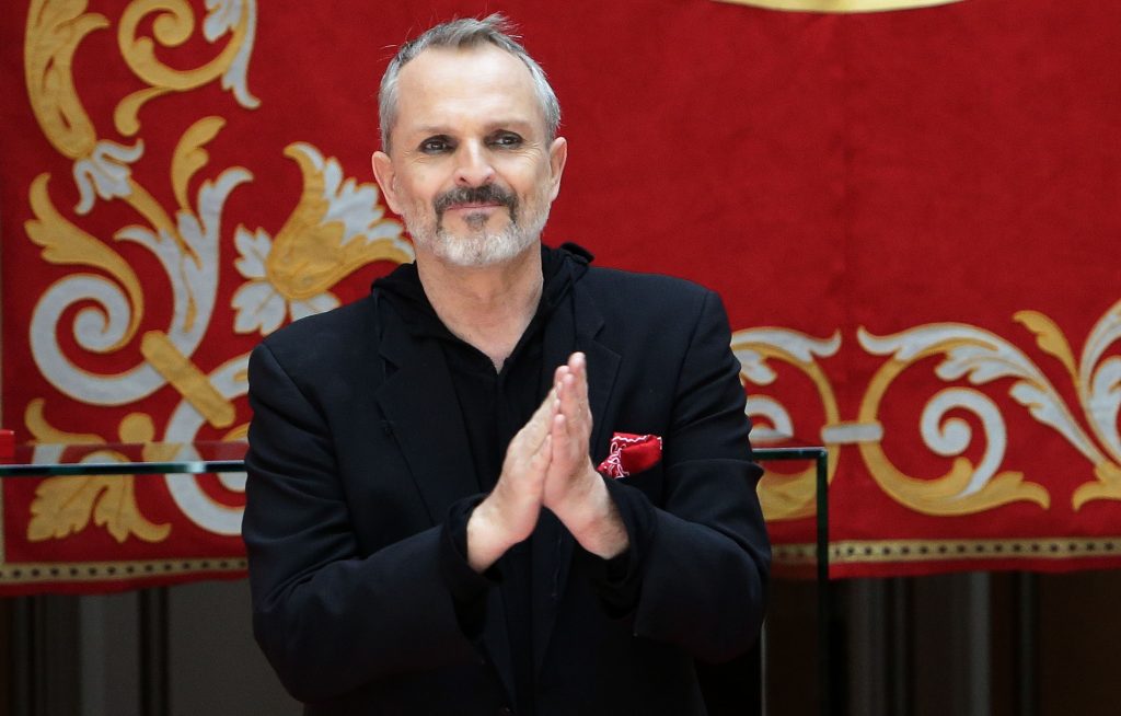 Miguel Bosé: El bicho sí existe y mató a mucha gente