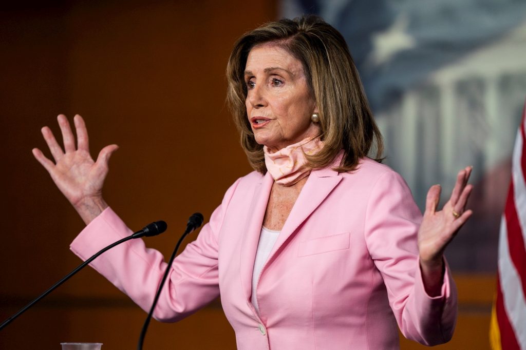 Pelosi: No debería haber debates entre Trump y Biden