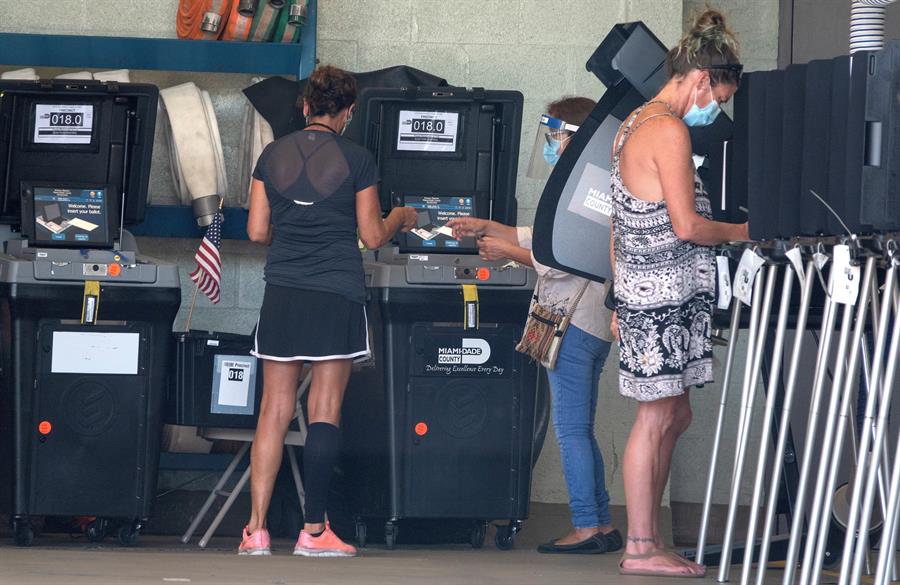 En fotos: Así transcurrieron las primarias en Florida