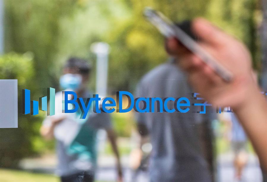 Microsoft aún la quiere y ByteDance acusa a Facebook de "copia": lo último de TikTok