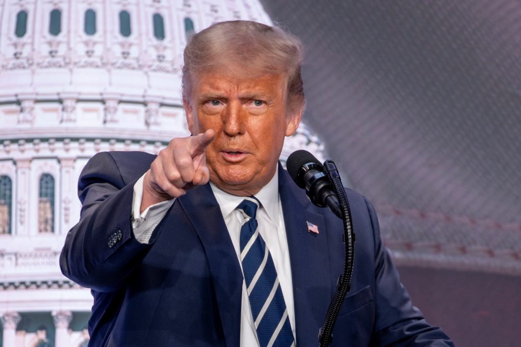 Trump: Donde Biden ve oscuridad yo veo grandeza