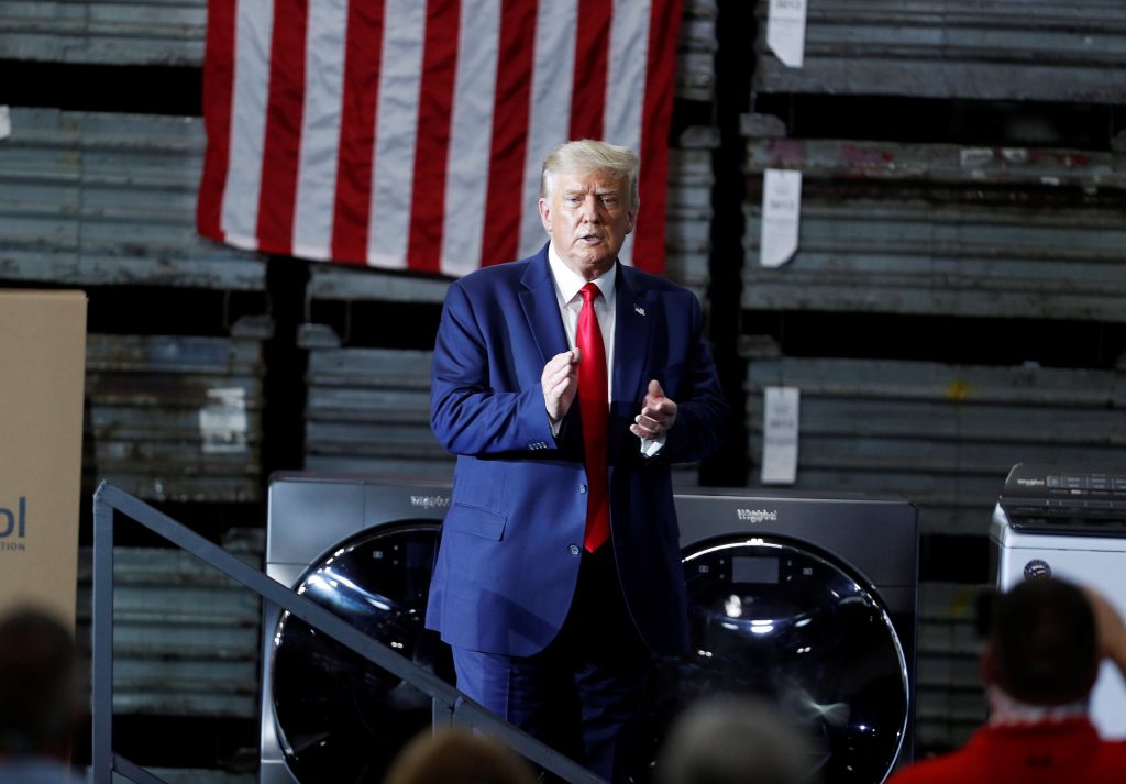 Trump vuelve a imponer aranceles al aluminio de Canadá