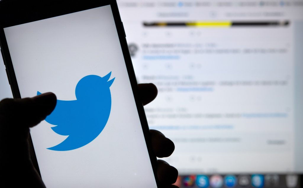 Sospechoso de hackear cuentas de Twitter por bitcoins vive en Florida