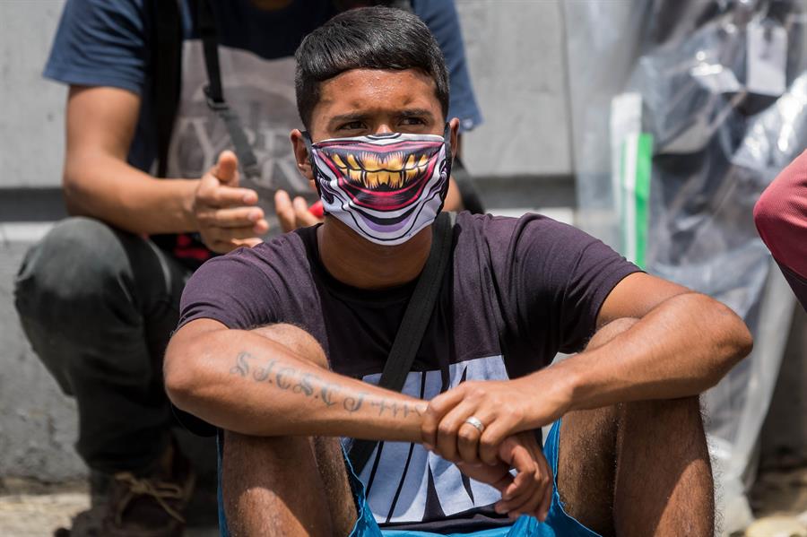 Venezuela supera por primera vez los 1.000 contagios de COVID-19 en un día
