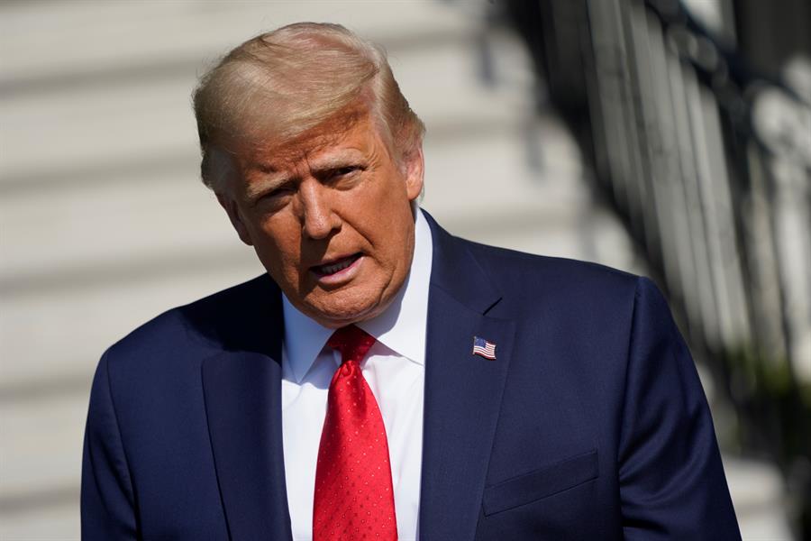 Trump crece en encuesta y se acerca a Biden
