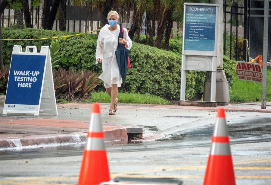 Coctel de fármacos contra la COVID-19 es probado con éxito en Florida