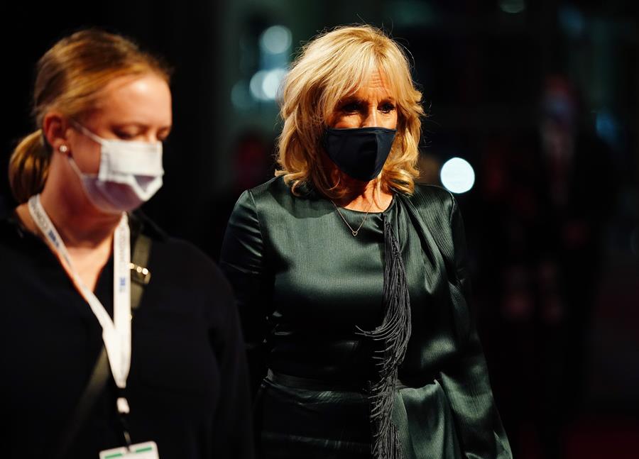 La esposa de Joe Biden antes del debate presidencial