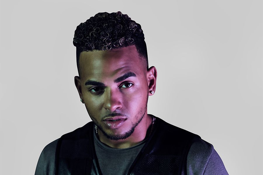 Artista urbano Ozuna recibe entrenamiento especial de exboxeador Mayweather