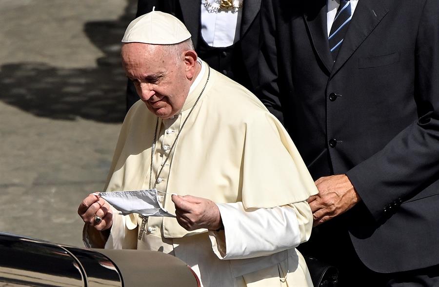 Papa Francisco: venzan la indiferencia con actitudes contemplativas