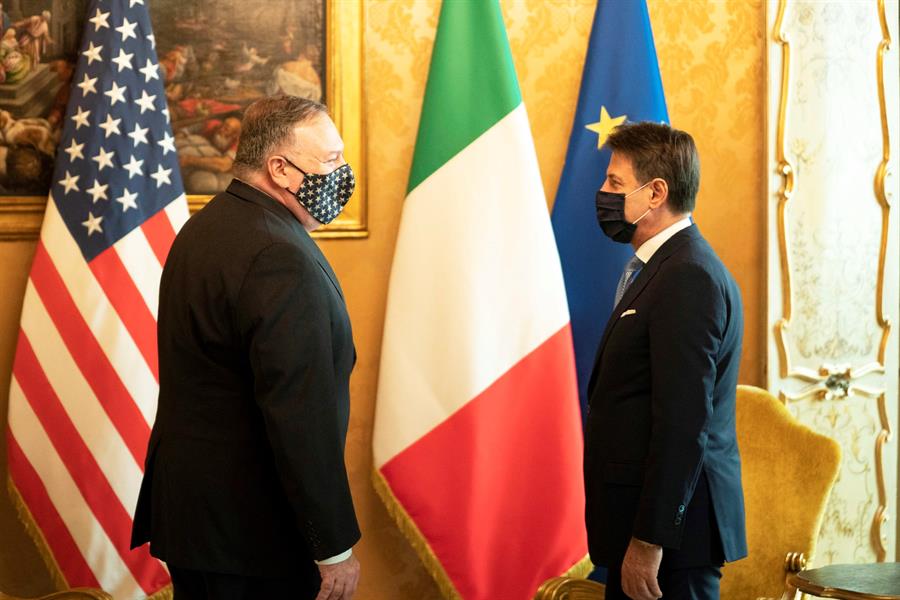 Lo que se atrevió a decir Pompeo frente a las autoridades del Vaticano