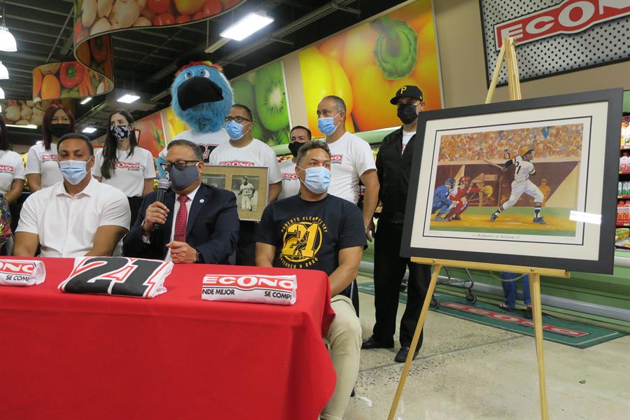 Las Grandes Ligas refuerza celebración del Día de Roberto Clemente