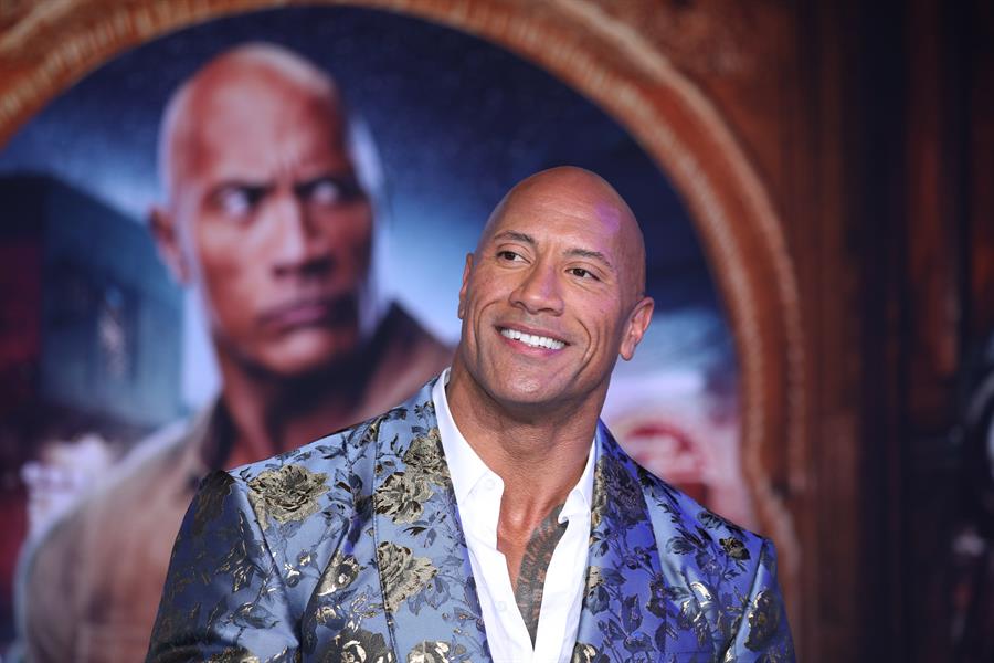 Dwayne The Rock Johnson y su familia tienen COVID-19