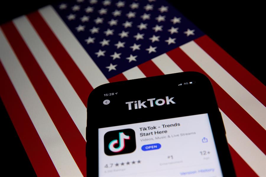 Justicia de EEUU decidirá el domingo si permite a Trump prohibir TikTok