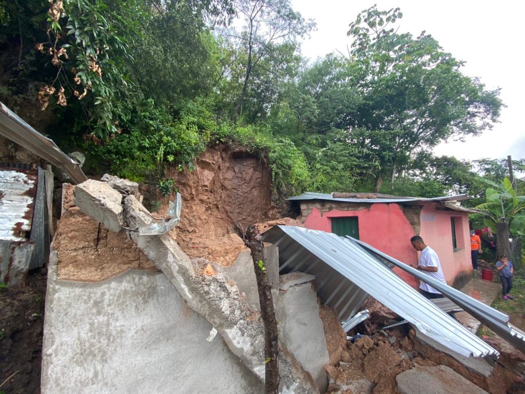 Alerta amarilla en 3 departamentos de Honduras por intensas lluvias