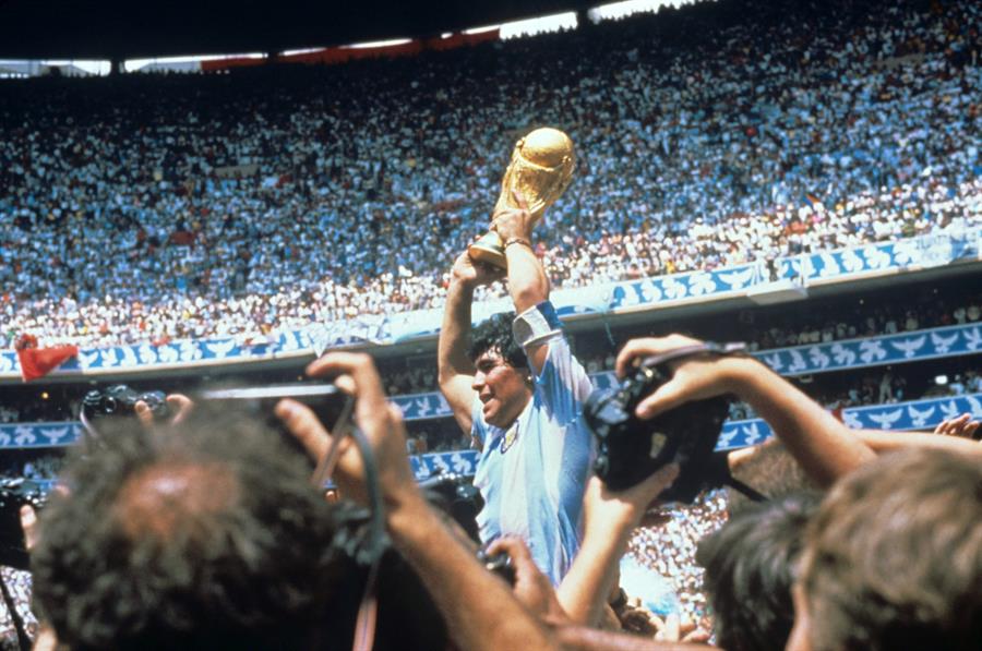 Más de 150 figuras del deporte felicitan a Maradona por cumpleaños