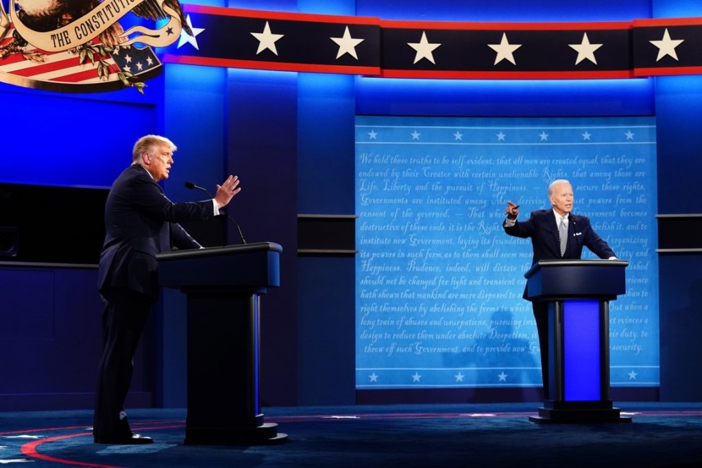 Encuestas dan triunfo en Colegios Electores a Biden a 30 días de las elecciones
