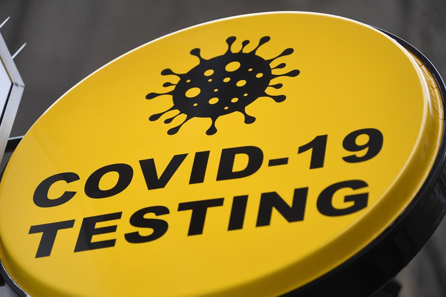Eslovaquia anuncia planes para hacer pruebas de COVID a toda su población