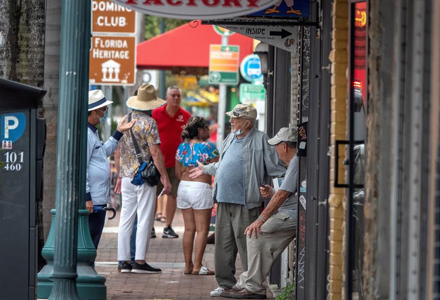 Florida registra 2.331 casos nuevos y 41 fallecimientos por la COVID-19