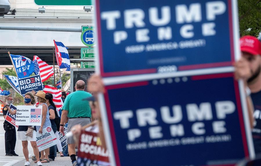 Hasta las 7 de la noche se extenderá el registro de votantes en Florida tras colapsar el sitio web
