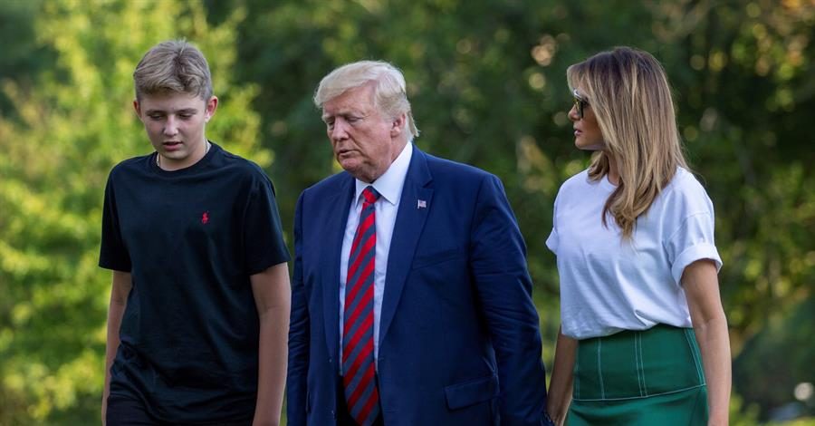 "Mi experiencia personal con COVID-19": Melania Trump reveló que su hijo Barron también se enfermó