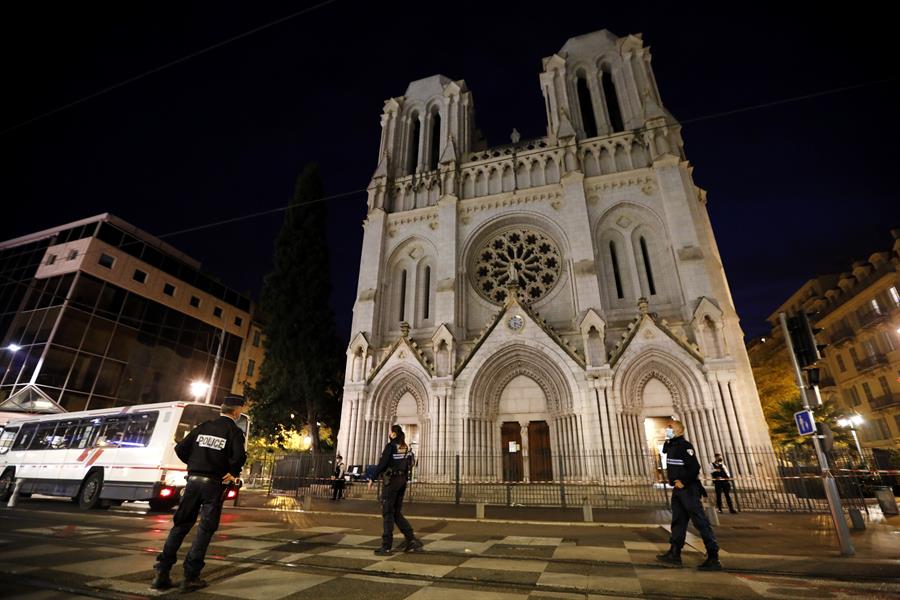Brasil confirma que una víctima de Niza era brasileña y condena el terrorismo efe