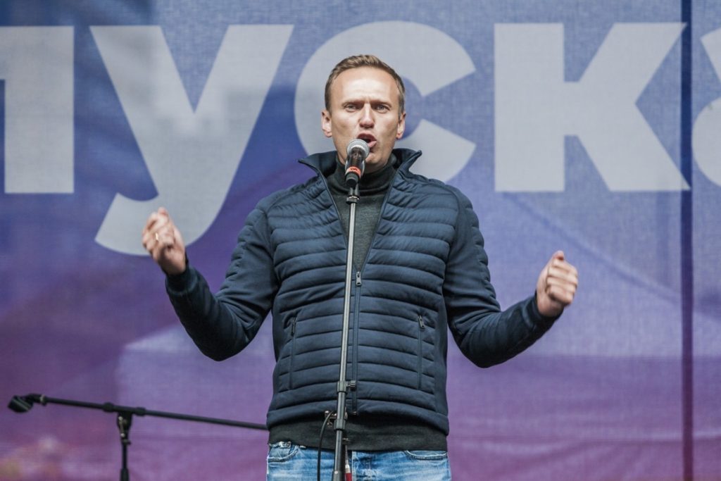 Navalni fue envenenado con agente nervioso de tipo Novichok, según OPAQ
