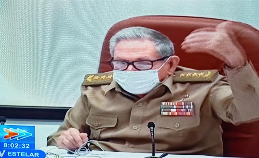 Reportan que Raúl Castro estaría en grave estado de salud