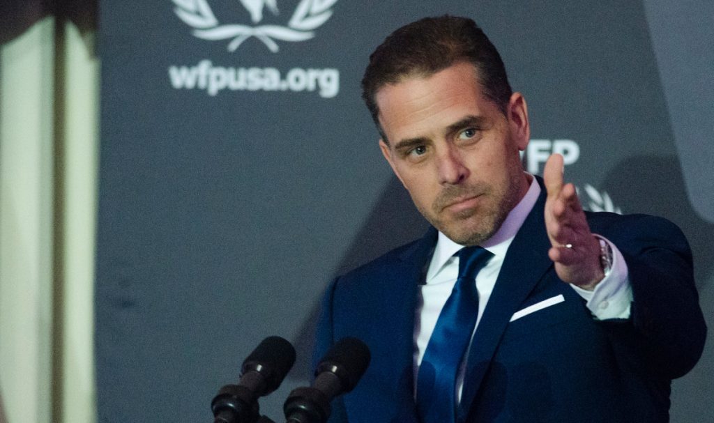 Joe y Hunter Biden "deben pagar un precio": Trump exige conocer todo sobre el tráfico de influencias