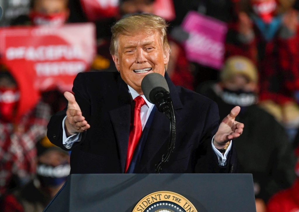 Trump se opone a cambiar formato de los debates electorales