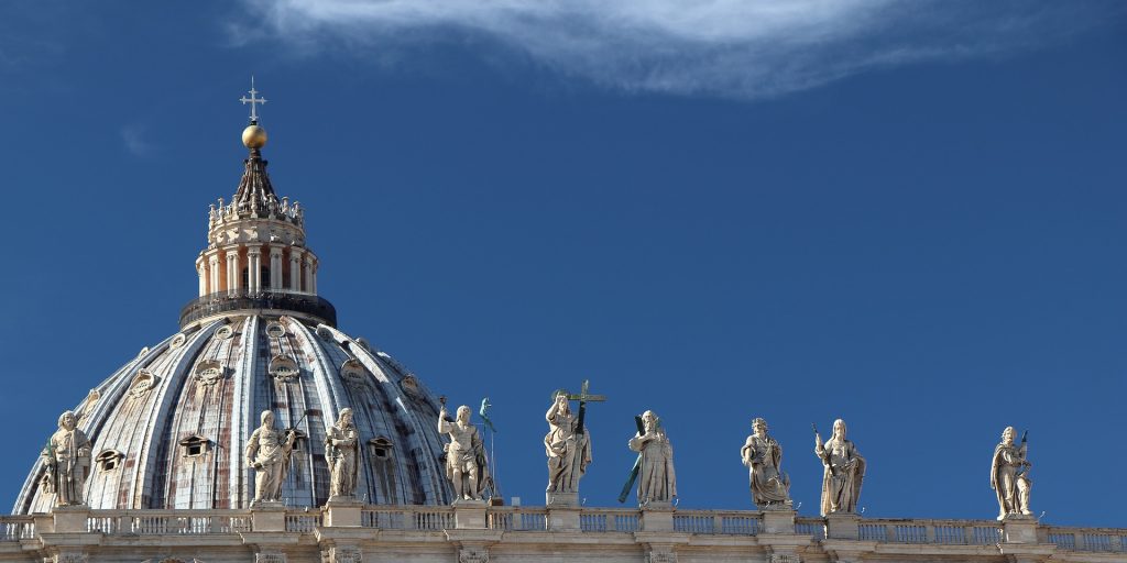 Vaticano impone controles en las operaciones de más de 10.000 euros para garantizar la transparencia