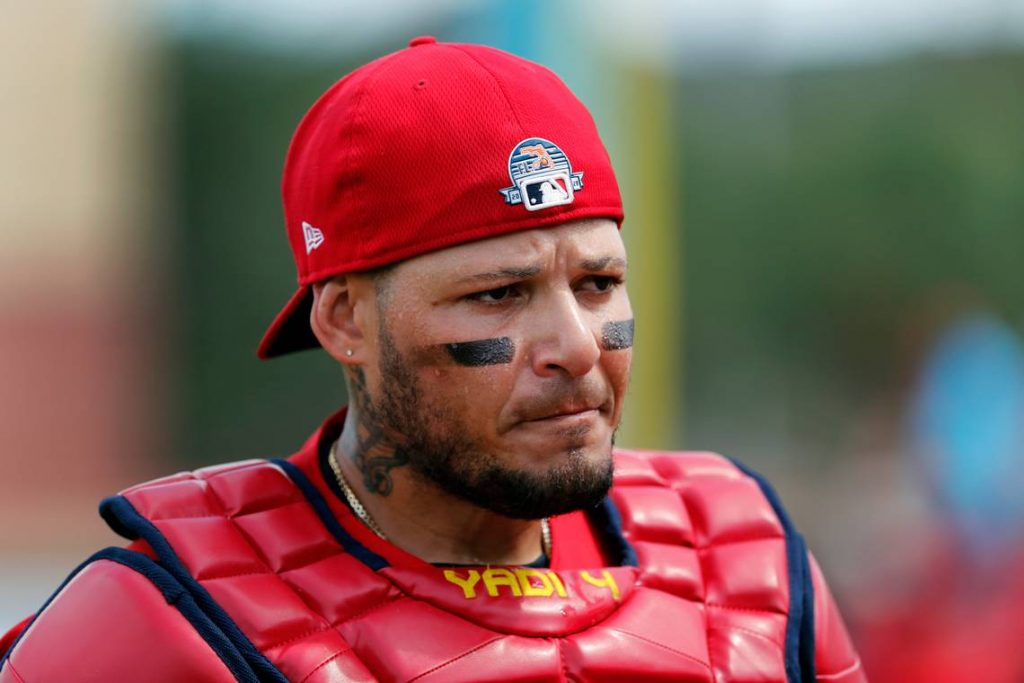 ¿Conspiración? Yadier Molina cree que no quieren que iguale a Johnny Bench