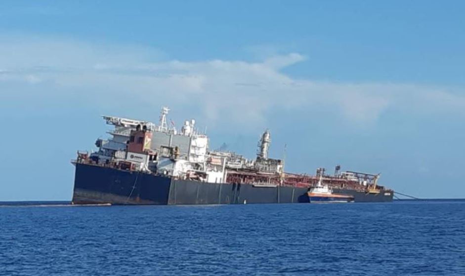 Expertos de Trinidad y Tobago no ven riesgo de hundimiento de barco de PDVSA