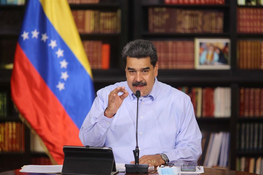Maduro dice que la "ley antibloqueo" dará "nuevas perspectivas" económicas