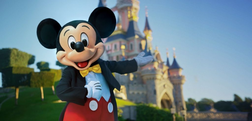 Disney recortará otros 32.000 empleos debido a la COVID-19