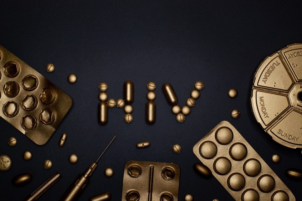 El VIH infectó a un nuevo niño o adolescente cada 100 segundos en 2019